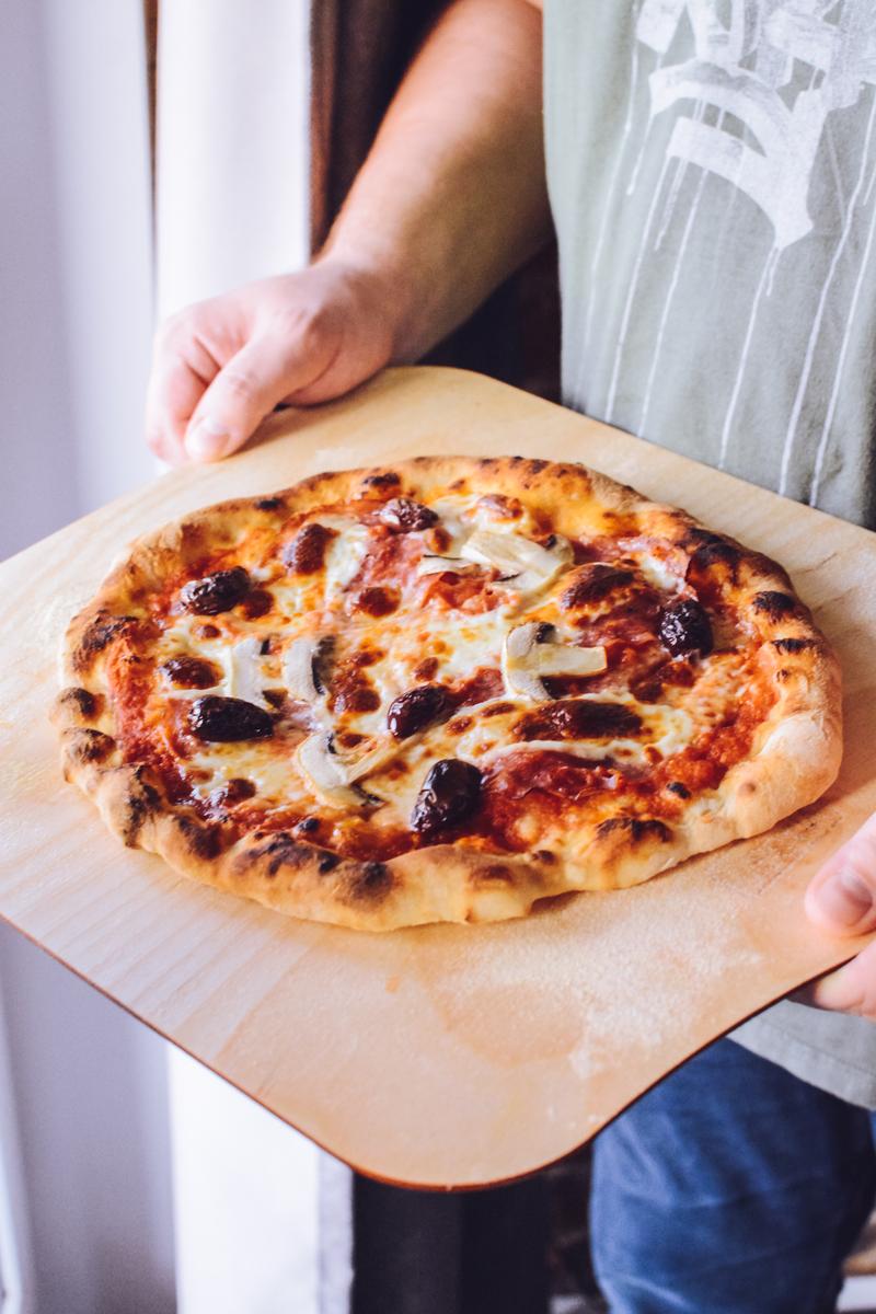 Pizza neapolitańska w domu