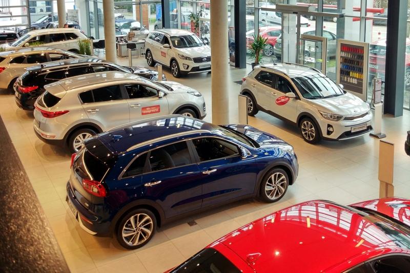 Zalety autoryzowanego salonu